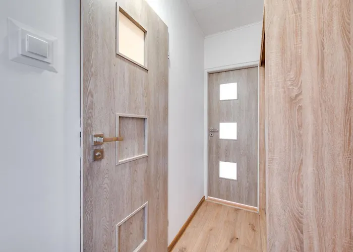 Chylonska 69-85 By Homeprime דירה *