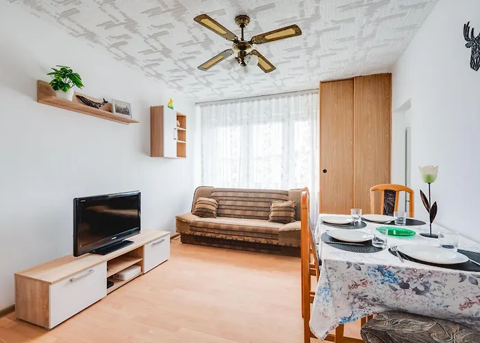 Chylonska 69-85 By Homeprime * גדינייה